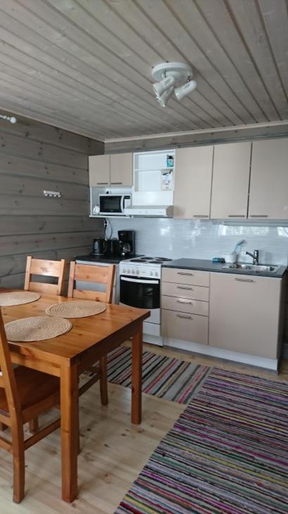 Kuus-Hukkala Hotel Harkala  Szoba fotó